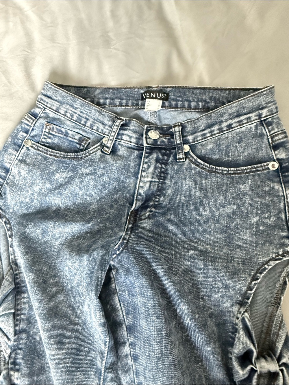 VENUS Acid Wash Blue Bow tie Cutout Jeans size 4 - Picture 4 of 6